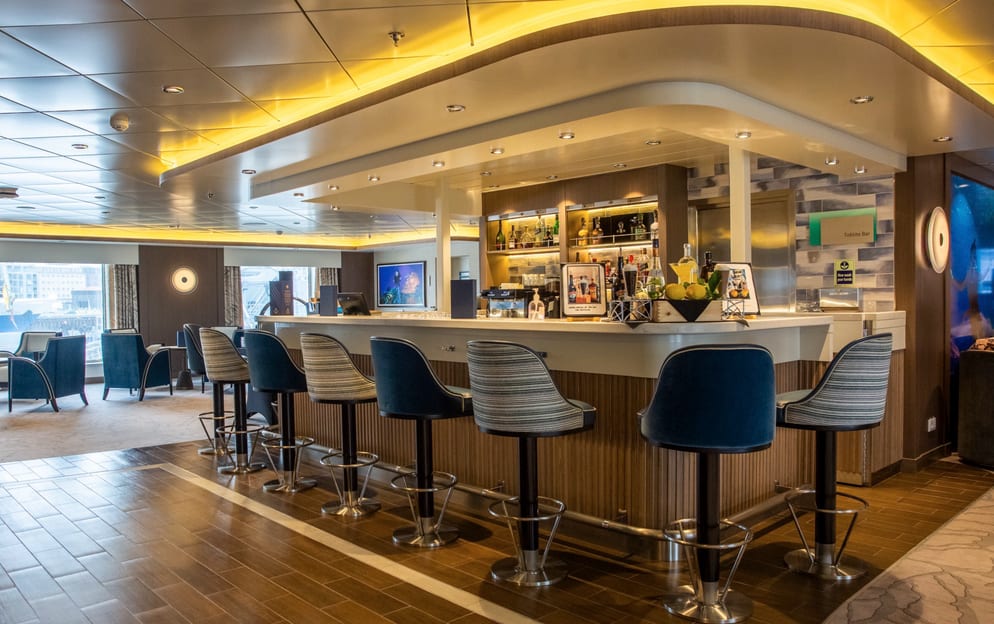 AE Expeditions, SYLVIA EARLE, Tektite Bar, Deck 5, Sylvia Earle, Pia Harboure.jpg